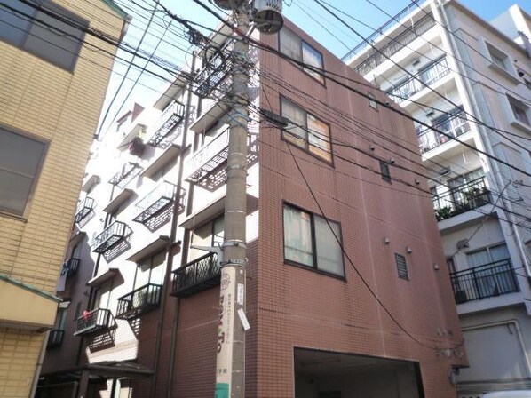 ヴィラシャルマンの物件外観写真